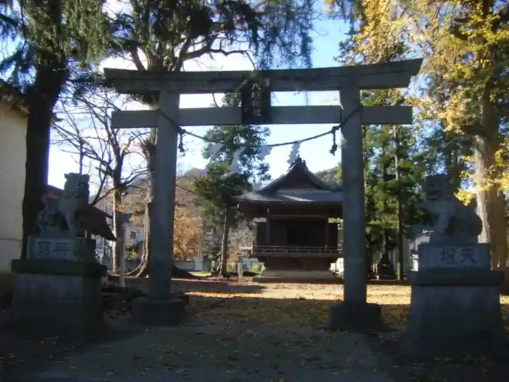 八坂神社(葛生町)の鳥居