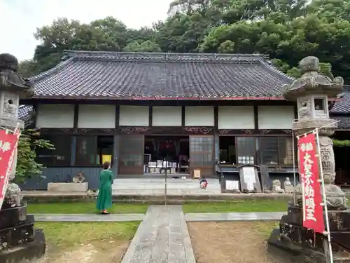 金蓮寺の本殿・本堂