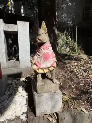 小梳神社の{uncategorized: "未分類", other: "その他", undefined: "問題あり", building: "その他建物", grave: "お墓", sacred_gate: "鳥居", guardian: "狛犬", statue: "像", buddha: "仏像", history: "歴史", nature: "自然", garden: "庭園", animal: "動物", pagoda: "塔", temizu: "手水舎", mountain_gate: "山門・神門", sanctuary: "本殿・本堂", subordinate: "末社・摂社", art: "芸術", scenery: "景色", jizo: "地蔵", ema: "絵馬", goshuin: "御朱印", omikuji: "おみくじ", items: "授与品その他", amulet: "お守り", goshuincho: "御朱印帳", eats: "食事", festival: "お祭り", votive_dance: "神楽", shichigosan: "七五三参", wedding: "結婚式", experience: "体験その他", initially: "初詣", around: "周辺", anti_infection: "感染症対策"}