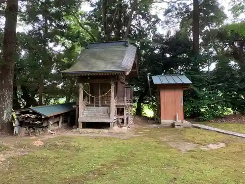 稲荷神社の末社