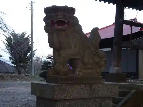 飯田神社の狛犬