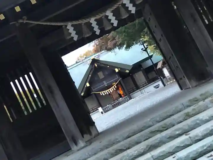 千歳神社の山門・神門