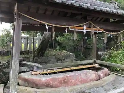 垣田神社の手水舎