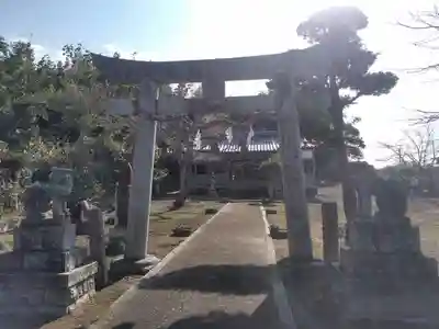 猫石貴船神社の鳥居