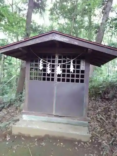 村社御嶽神社の末社・摂社