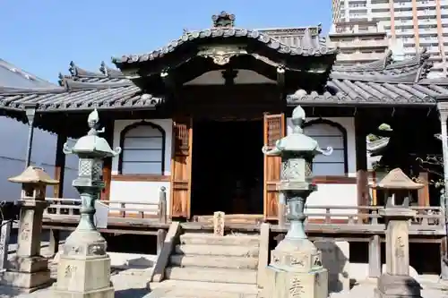 本興寺の本殿・本堂