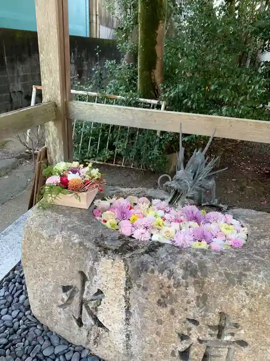 彌都加伎神社の手水舎