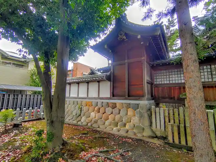 神明社(熊之庄)の本殿・本堂