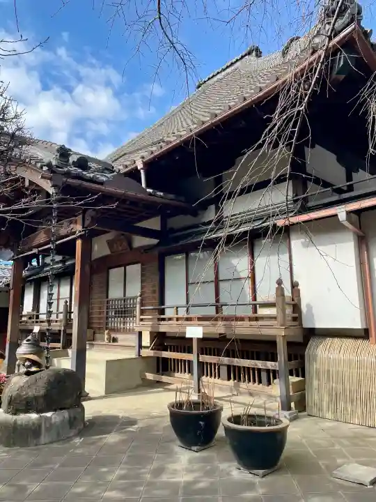 無量寺の{uncategorized: "未分類", other: "その他", undefined: "問題あり", building: "その他建物", grave: "お墓", sacred_gate: "鳥居", guardian: "狛犬", statue: "像", buddha: "仏像", history: "歴史", nature: "自然", garden: "庭園", animal: "動物", pagoda: "塔", temizu: "手水舎", mountain_gate: "山門・神門", sanctuary: "本殿・本堂", subordinate: "末社・摂社", art: "芸術", scenery: "景色", jizo: "地蔵", ema: "絵馬", goshuin: "御朱印", omikuji: "おみくじ", items: "授与品その他", amulet: "お守り", goshuincho: "御朱印帳", eats: "食事", festival: "お祭り", votive_dance: "神楽", shichigosan: "七五三参", wedding: "結婚式", experience: "体験その他", initially: "初詣", around: "周辺", anti_infection: "感染症対策"}