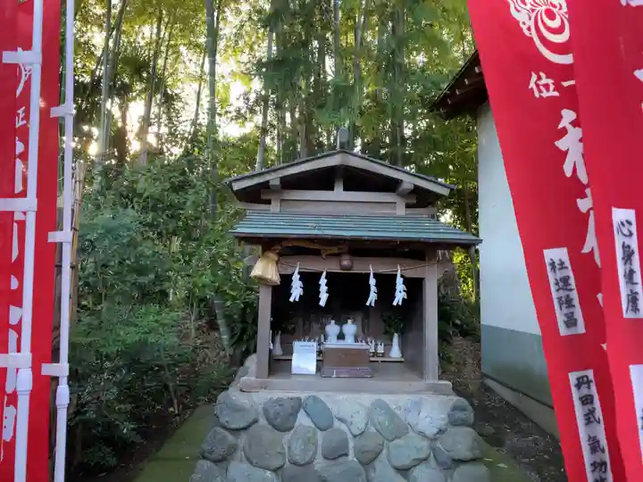 相模国総社六所神社の末社・摂社
