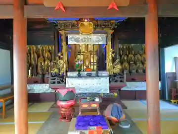 鳳出観音教会の本殿・本堂