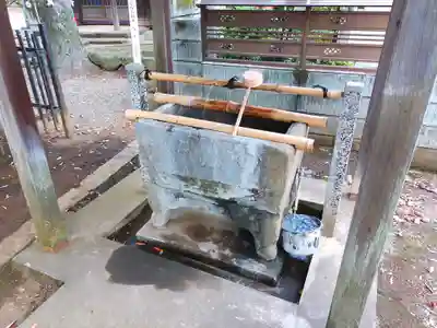 比比多神社（子易明神）の手水舎