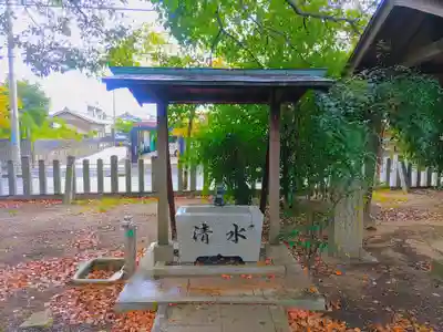 神明社(神明大明神)の手水舎