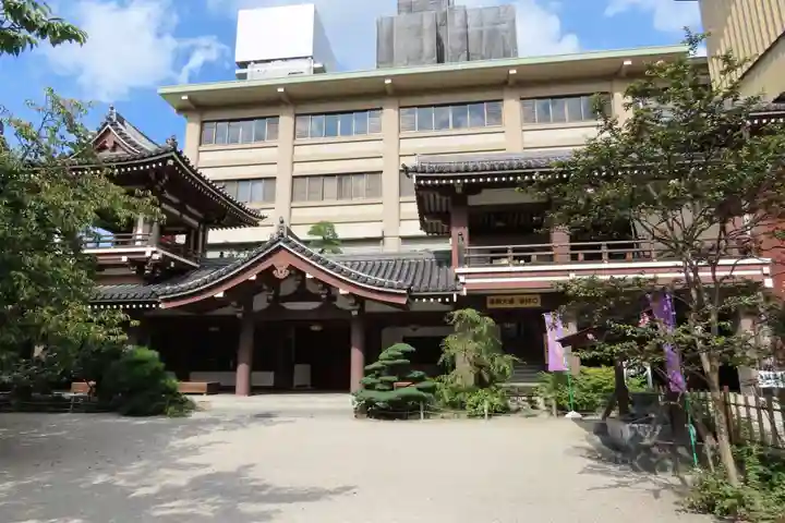 東長寺の本殿・本堂
