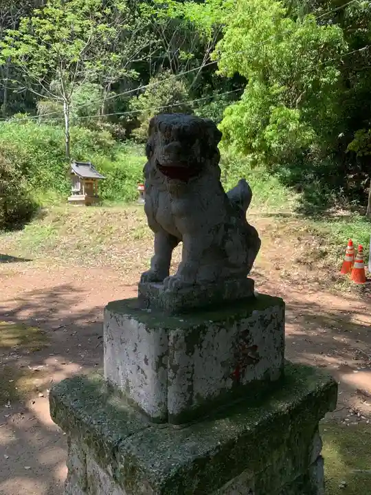 八雲神社の狛犬