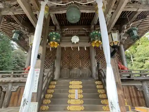 馬見岡綿向神社の{uncategorized: "未分類", other: "その他", undefined: "問題あり", building: "その他建物", grave: "お墓", sacred_gate: "鳥居", guardian: "狛犬", statue: "像", buddha: "仏像", history: "歴史", nature: "自然", garden: "庭園", animal: "動物", pagoda: "塔", temizu: "手水舎", mountain_gate: "山門・神門", sanctuary: "本殿・本堂", subordinate: "末社・摂社", art: "芸術", scenery: "景色", jizo: "地蔵", ema: "絵馬", goshuin: "御朱印", omikuji: "おみくじ", items: "授与品その他", amulet: "お守り", goshuincho: "御朱印帳", eats: "食事", festival: "お祭り", votive_dance: "神楽", shichigosan: "七五三参", wedding: "結婚式", experience: "体験その他", initially: "初詣", around: "周辺", anti_infection: "感染症対策"}