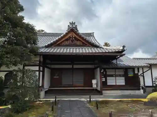 上品蓮台寺の{uncategorized: "未分類", other: "その他", undefined: "問題あり", building: "その他建物", grave: "お墓", sacred_gate: "鳥居", guardian: "狛犬", statue: "像", buddha: "仏像", history: "歴史", nature: "自然", garden: "庭園", animal: "動物", pagoda: "塔", temizu: "手水舎", mountain_gate: "山門・神門", sanctuary: "本殿・本堂", subordinate: "末社・摂社", art: "芸術", scenery: "景色", jizo: "地蔵", ema: "絵馬", goshuin: "御朱印", omikuji: "おみくじ", items: "授与品その他", amulet: "お守り", goshuincho: "御朱印帳", eats: "食事", festival: "お祭り", votive_dance: "神楽", shichigosan: "七五三参", wedding: "結婚式", experience: "体験その他", initially: "初詣", around: "周辺", anti_infection: "感染症対策"}