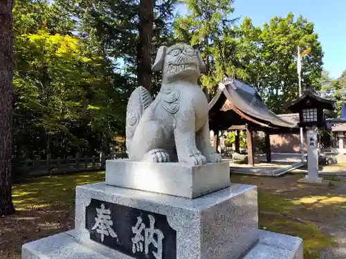 鷹栖神社の狛犬