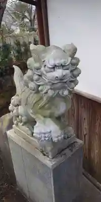 龍王宮秀郷社（橋守神社）の狛犬