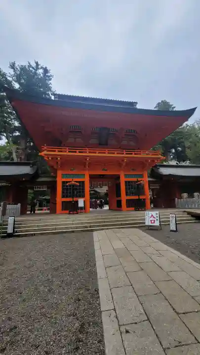 香取神宮の{uncategorized: "未分類", other: "その他", undefined: "問題あり", building: "その他建物", grave: "お墓", sacred_gate: "鳥居", guardian: "狛犬", statue: "像", buddha: "仏像", history: "歴史", nature: "自然", garden: "庭園", animal: "動物", pagoda: "塔", temizu: "手水舎", mountain_gate: "山門・神門", sanctuary: "本殿・本堂", subordinate: "末社・摂社", art: "芸術", scenery: "景色", jizo: "地蔵", ema: "絵馬", goshuin: "御朱印", omikuji: "おみくじ", items: "授与品その他", amulet: "お守り", goshuincho: "御朱印帳", eats: "食事", festival: "お祭り", votive_dance: "神楽", shichigosan: "七五三参", wedding: "結婚式", experience: "体験その他", initially: "初詣", around: "周辺", anti_infection: "感染症対策"}