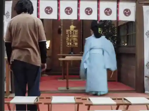 弥生神社の本殿