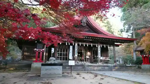 霊山神社の本殿・本堂