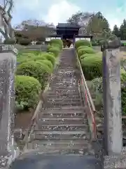 西岩寺の山門