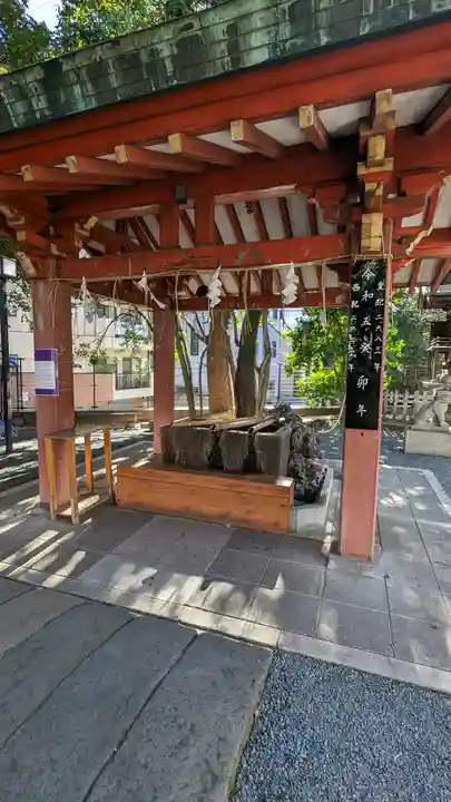 金王八幡宮の手水舎