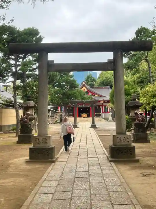 品川神社の{uncategorized: "未分類", other: "その他", undefined: "問題あり", building: "その他建物", grave: "お墓", sacred_gate: "鳥居", guardian: "狛犬", statue: "像", buddha: "仏像", history: "歴史", nature: "自然", garden: "庭園", animal: "動物", pagoda: "塔", temizu: "手水舎", mountain_gate: "山門・神門", sanctuary: "本殿・本堂", subordinate: "末社・摂社", art: "芸術", scenery: "景色", jizo: "地蔵", ema: "絵馬", goshuin: "御朱印", omikuji: "おみくじ", items: "授与品その他", amulet: "お守り", goshuincho: "御朱印帳", eats: "食事", festival: "お祭り", votive_dance: "神楽", shichigosan: "七五三参", wedding: "結婚式", experience: "体験その他", initially: "初詣", around: "周辺", anti_infection: "感染症対策"}