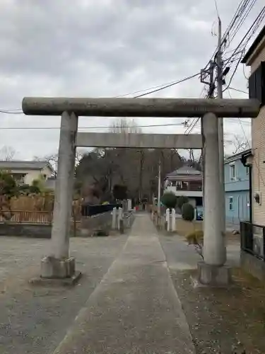六所神社の{uncategorized: "未分類", other: "その他", undefined: "問題あり", building: "その他建物", grave: "お墓", sacred_gate: "鳥居", guardian: "狛犬", statue: "像", buddha: "仏像", history: "歴史", nature: "自然", garden: "庭園", animal: "動物", pagoda: "塔", temizu: "手水舎", mountain_gate: "山門・神門", sanctuary: "本殿・本堂", subordinate: "末社・摂社", art: "芸術", scenery: "景色", jizo: "地蔵", ema: "絵馬", goshuin: "御朱印", omikuji: "おみくじ", items: "授与品その他", amulet: "お守り", goshuincho: "御朱印帳", eats: "食事", festival: "お祭り", votive_dance: "神楽", shichigosan: "七五三参", wedding: "結婚式", experience: "体験その他", initially: "初詣", around: "周辺", anti_infection: "感染症対策"}