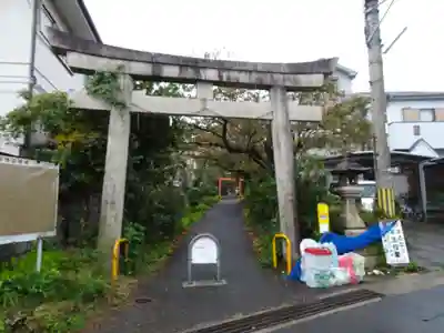 花山稲荷神社の鳥居
