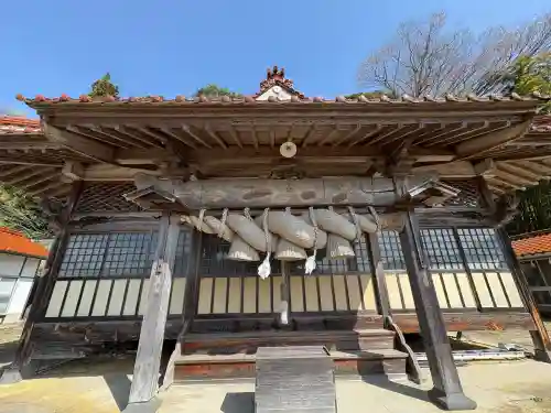八幡宮の{uncategorized: "未分類", other: "その他", undefined: "問題あり", building: "その他建物", grave: "お墓", sacred_gate: "鳥居", guardian: "狛犬", statue: "像", buddha: "仏像", history: "歴史", nature: "自然", garden: "庭園", animal: "動物", pagoda: "塔", temizu: "手水舎", mountain_gate: "山門・神門", sanctuary: "本殿・本堂", subordinate: "末社・摂社", art: "芸術", scenery: "景色", jizo: "地蔵", ema: "絵馬", goshuin: "御朱印", omikuji: "おみくじ", items: "授与品その他", amulet: "お守り", goshuincho: "御朱印帳", eats: "食事", festival: "お祭り", votive_dance: "神楽", shichigosan: "七五三参", wedding: "結婚式", experience: "体験その他", initially: "初詣", around: "周辺", anti_infection: "感染症対策"}