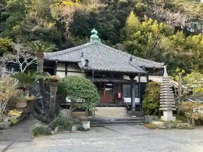 長楽寺の本殿・本堂