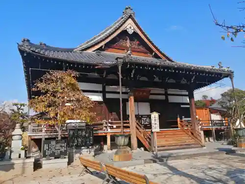 西方寺の本殿・本堂