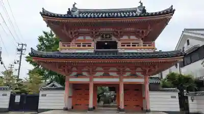 西光寺の山門・神門