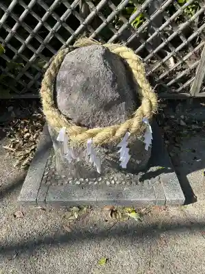 那迦島神社の{uncategorized: "未分類", other: "その他", undefined: "問題あり", building: "その他建物", grave: "お墓", sacred_gate: "鳥居", guardian: "狛犬", statue: "像", buddha: "仏像", history: "歴史", nature: "自然", garden: "庭園", animal: "動物", pagoda: "塔", temizu: "手水舎", mountain_gate: "山門・神門", sanctuary: "本殿・本堂", subordinate: "末社・摂社", art: "芸術", scenery: "景色", jizo: "地蔵", ema: "絵馬", goshuin: "御朱印", omikuji: "おみくじ", items: "授与品その他", amulet: "お守り", goshuincho: "御朱印帳", eats: "食事", festival: "お祭り", votive_dance: "神楽", shichigosan: "七五三参", wedding: "結婚式", experience: "体験その他", initially: "初詣", around: "周辺", anti_infection: "感染症対策"}