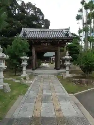 長光寺の山門・神門