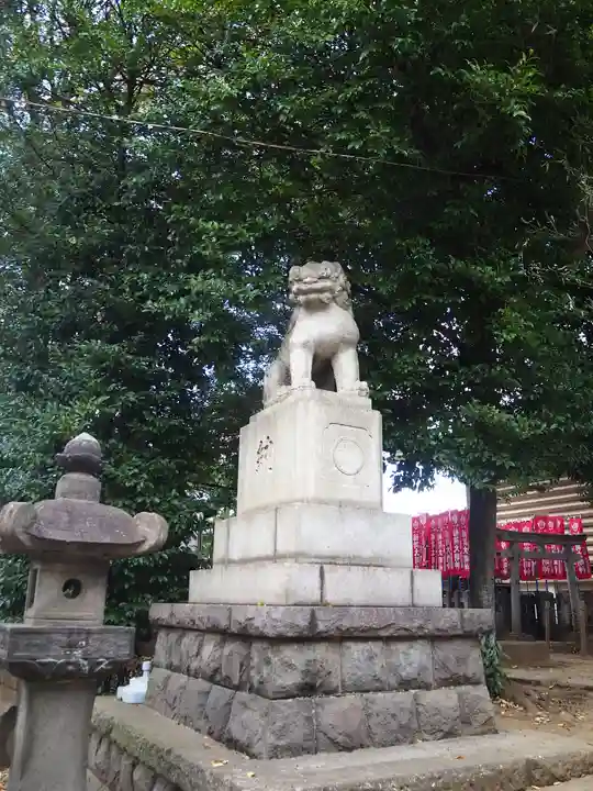 諏訪神社の狛犬