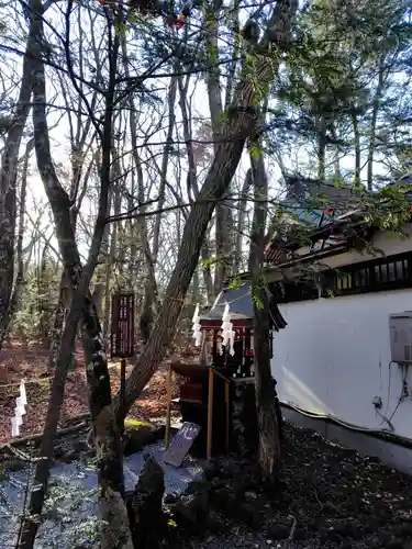 新屋山神社(山梨県)