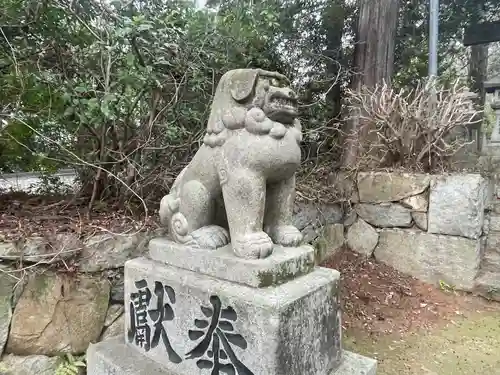 筑紫神社の狛犬