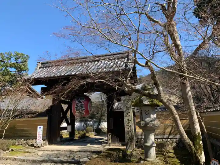 金剛輪寺の山門・神門