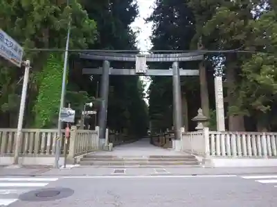 北口本宮冨士浅間神社の鳥居