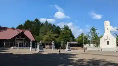 當麻神社の庭園
