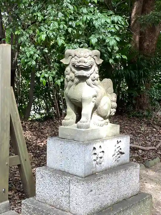 尾張大國霊神社(国府宮)の狛犬
