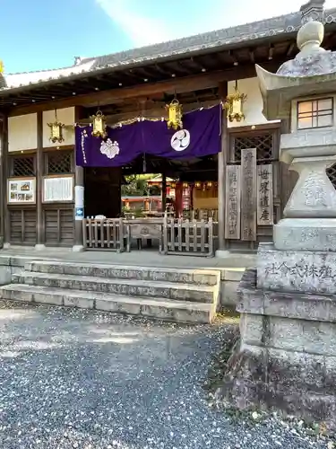 丹生官省符神社の山門