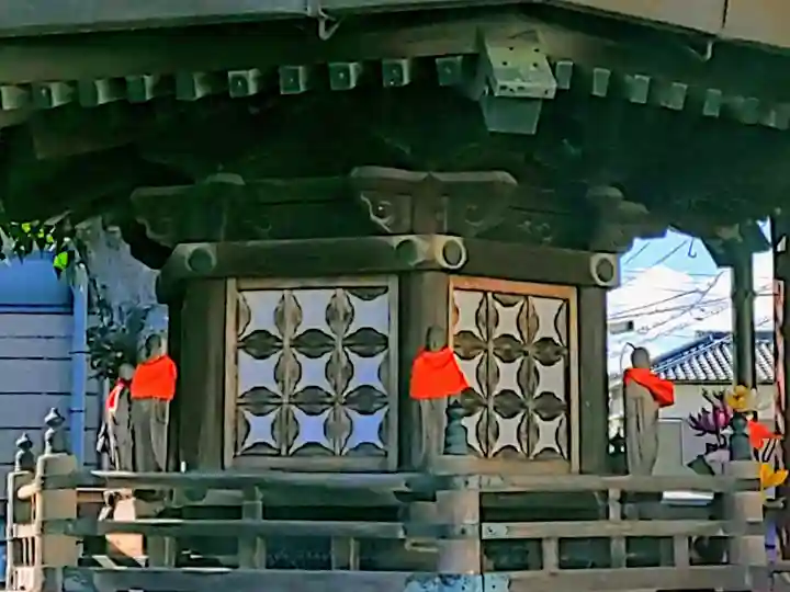 六地蔵尊の地蔵