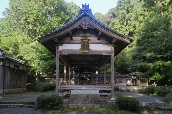 若宮八幡社の本殿・本堂