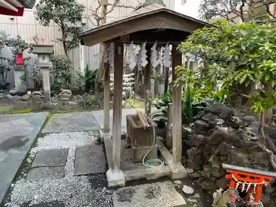 讃岐小白稲荷神社の手水舎