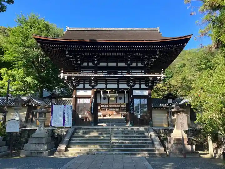 松尾大社の山門・神門