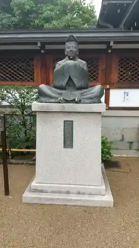 晴明神社の像